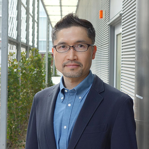 Kazuhiro Suzuki Professor