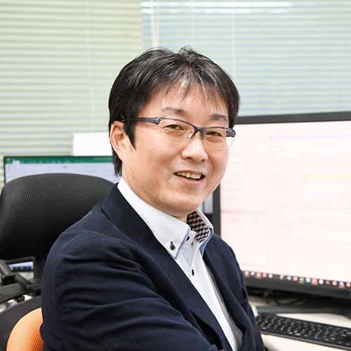 Daisuke Okuzaki Associate Professor